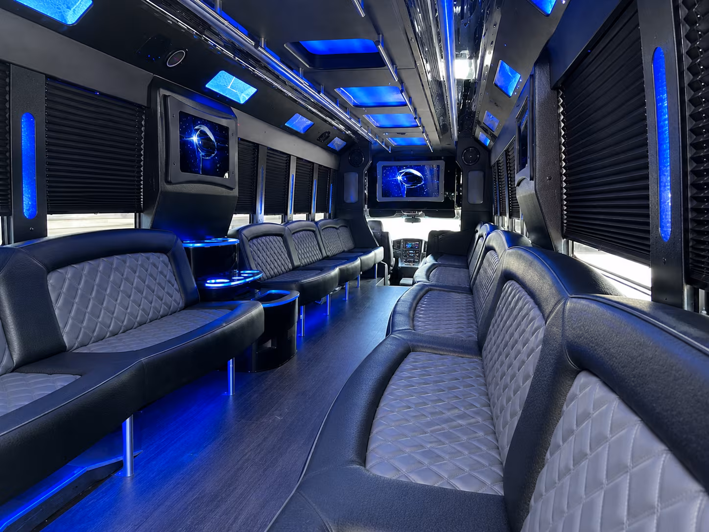 Rent a Bus to Memphis International Airport