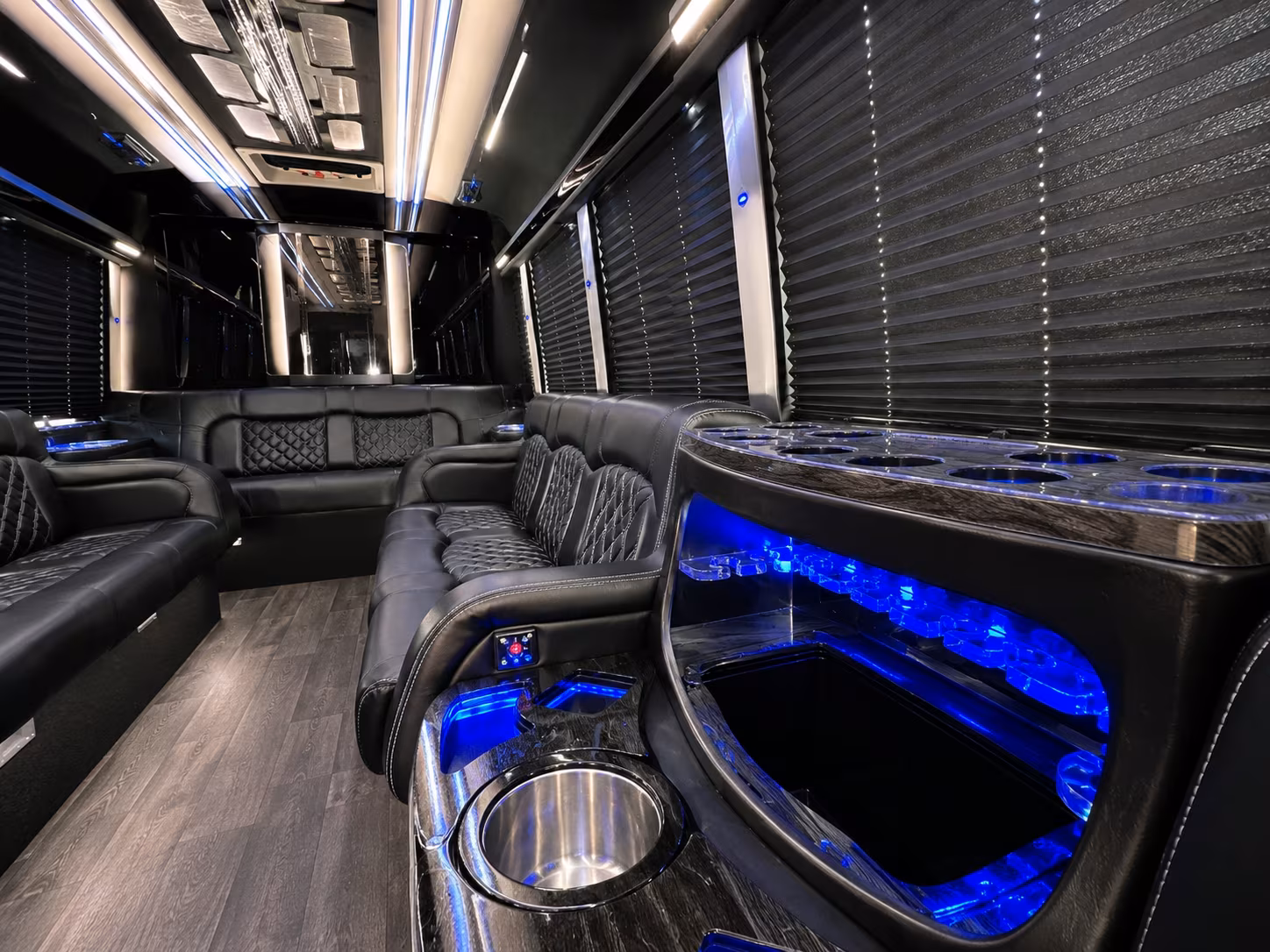 Jackson Homecoming & Prom Party Bus Rentals