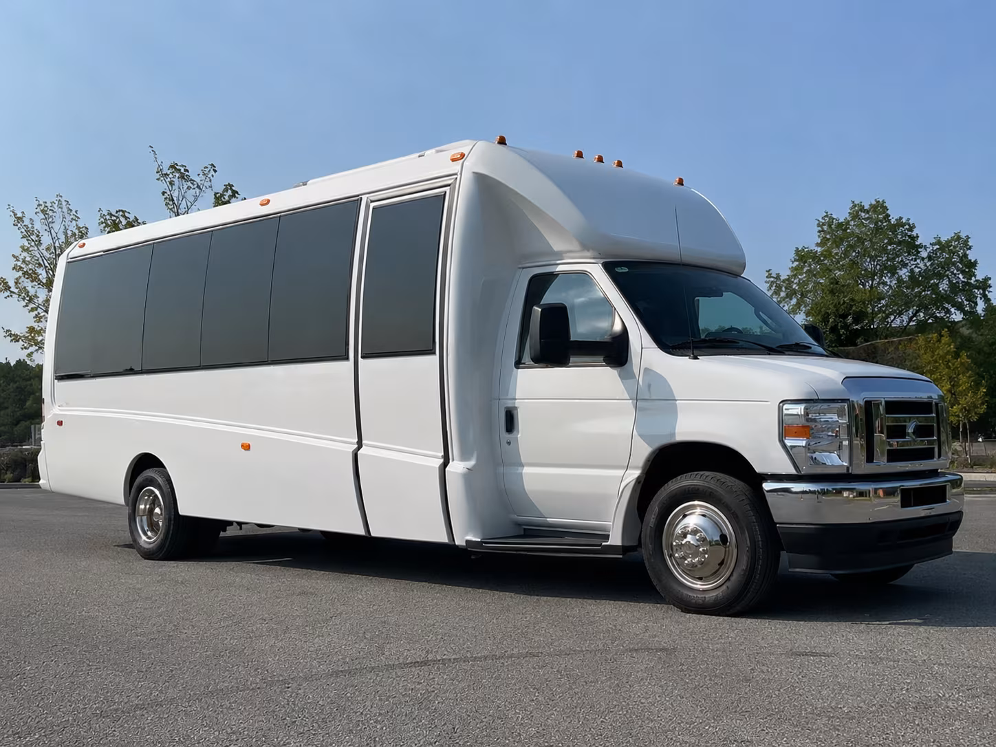 Jonesboro Winery Tour & Pub Crawl Transportation