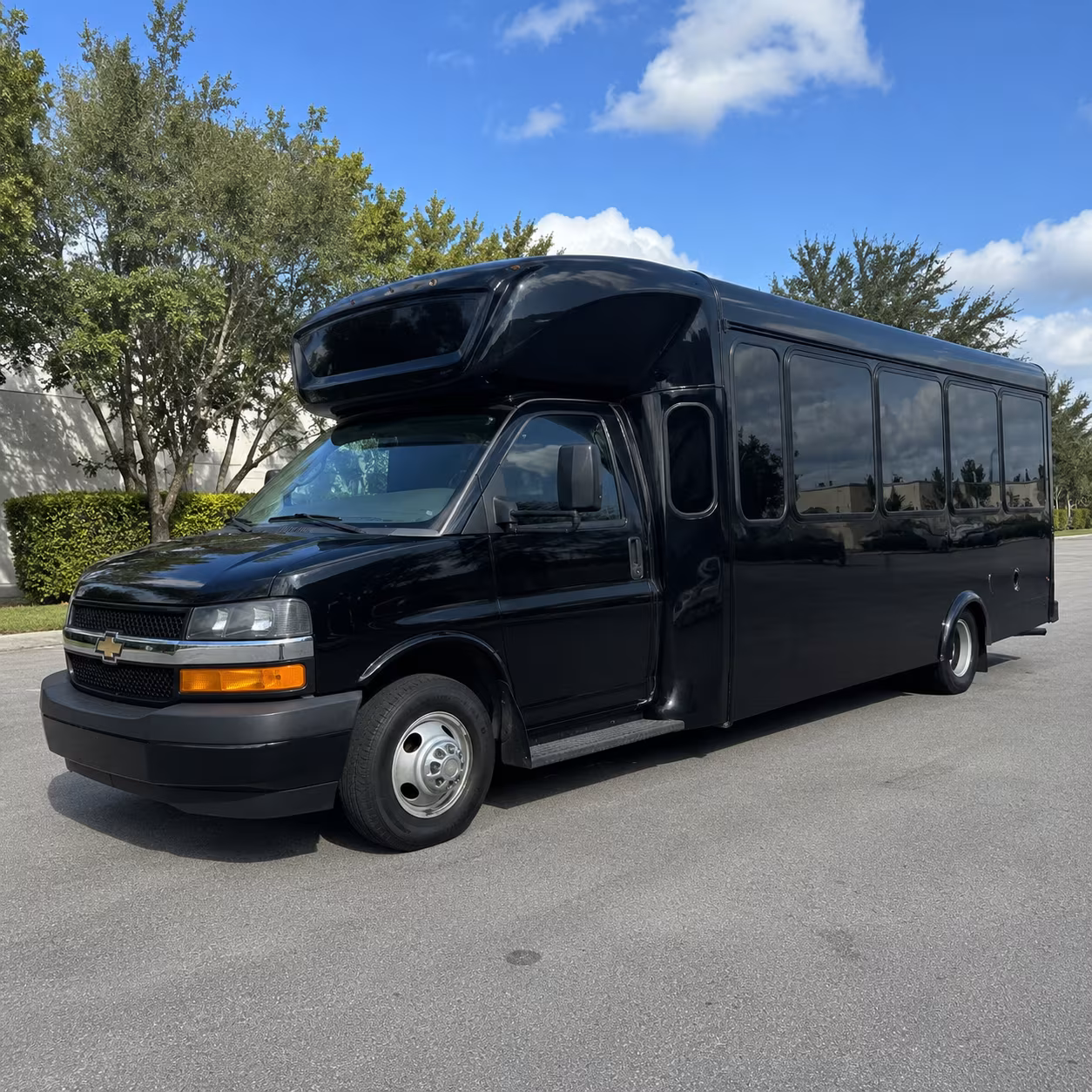 Memphis Concert & Music Festival Transportation party bus exterior
