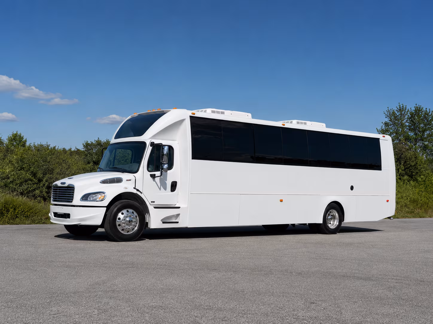 Memphis Prom & Homecoming Transportation party bus exterior