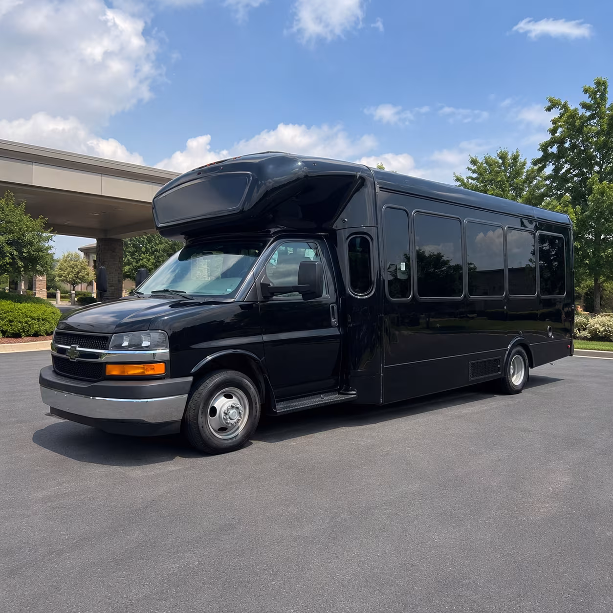 Memphis Prom & Homecoming Transportation party bus exterior
