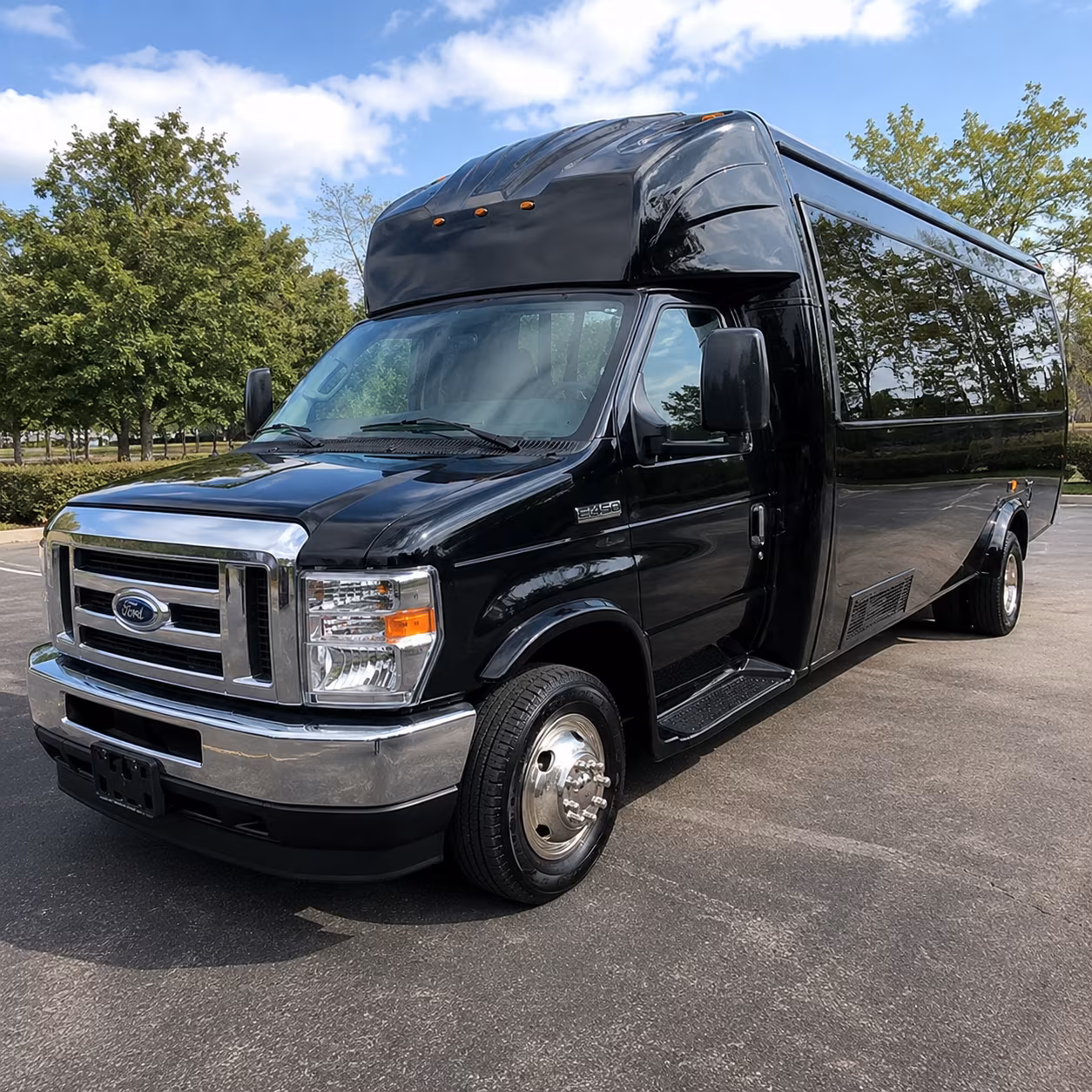 Memphis Wedding Transportation party bus exterior