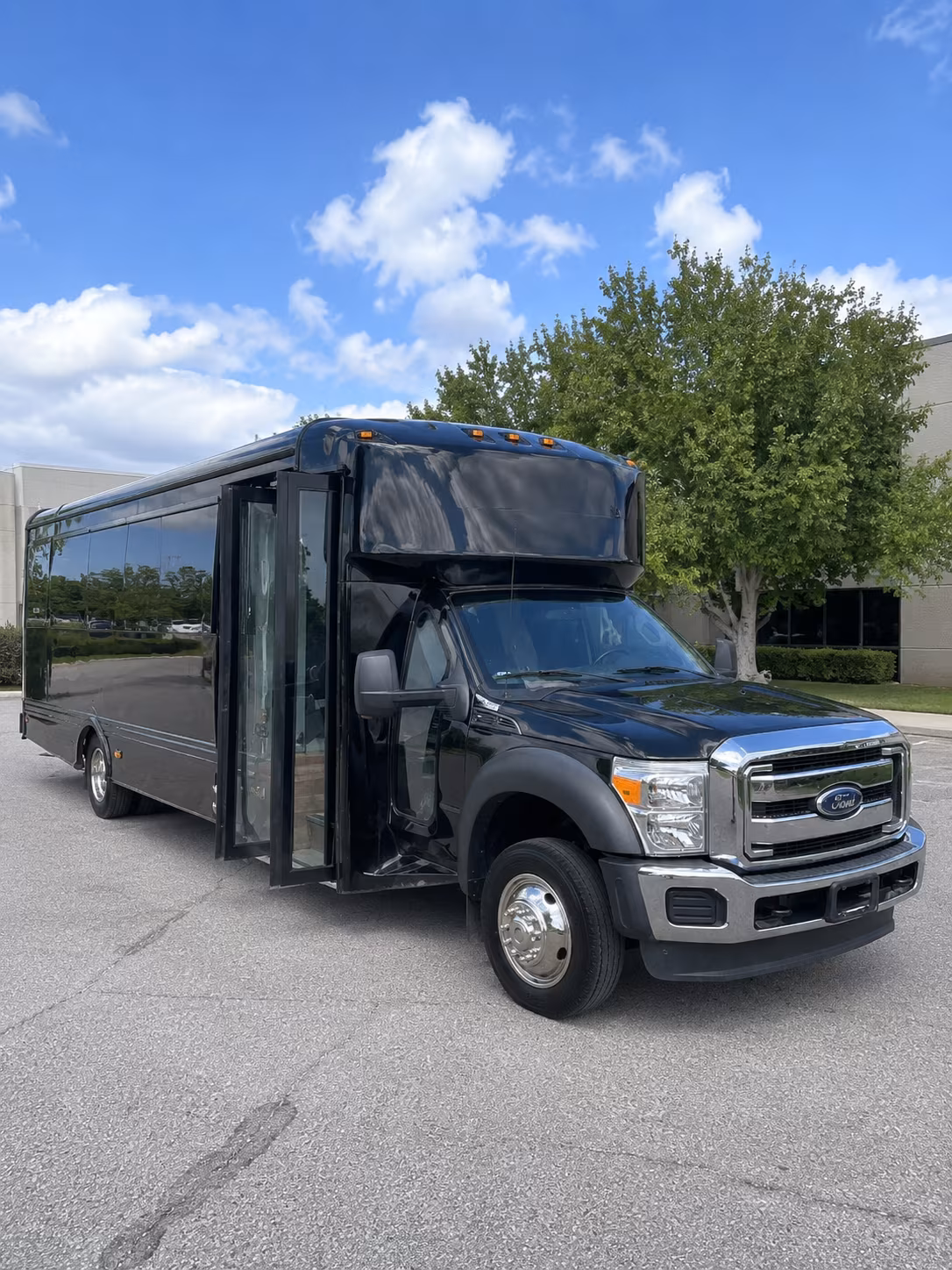 Southaven Winery Tour & Pub Crawl Transportation
