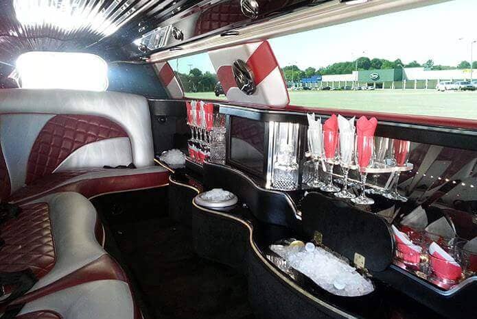 Memphis Infiniti Limo Interior