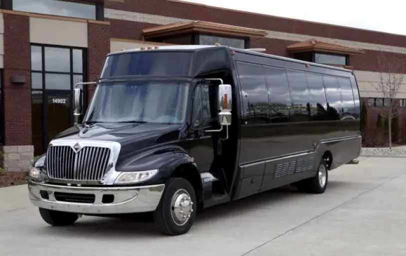 Memphis 30 Passenger Minibus